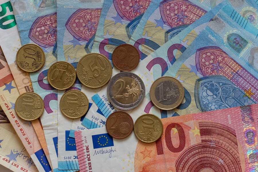 Waluty europejskie przed wprowadzeniem euro